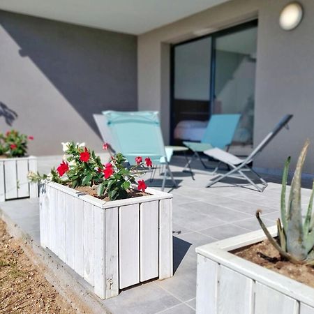 Kiara - Beach By Foot Terrace Isolella - By Tgb Pietrosella Exterior foto