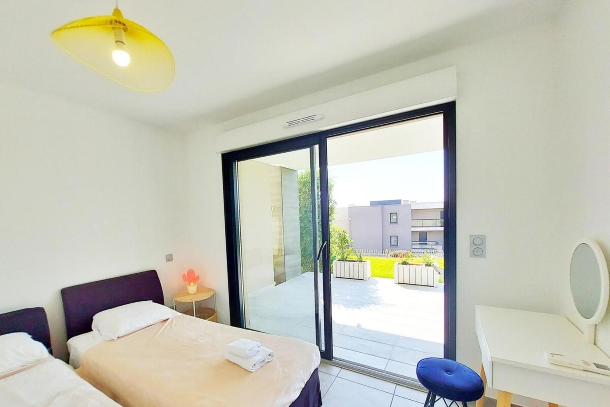 Kiara - Beach By Foot Terrace Isolella - By Tgb Pietrosella Exterior foto